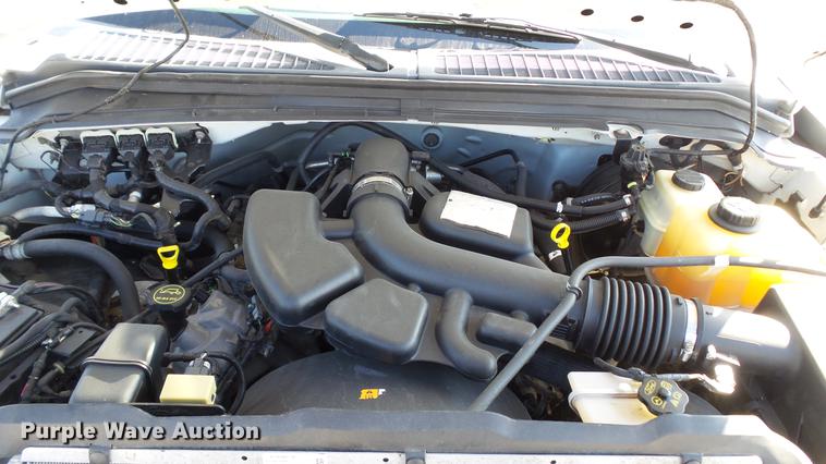 image for item DD7398 2008 Ford F250 Super Duty XL pickup truck