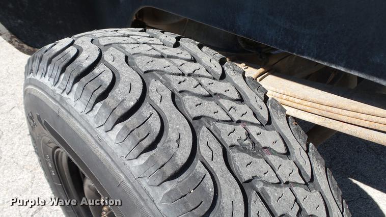 image for item DD7400 2001 Dodge Ram 2500 pickup truck