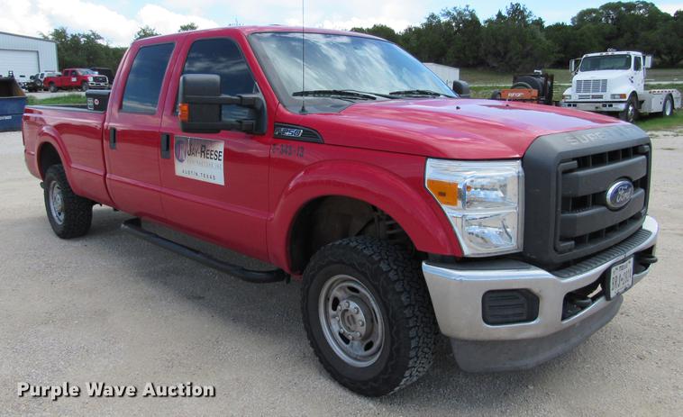 image for item DE0195 2013 Ford F250 Super Duty XL Crew Cab pickup truck