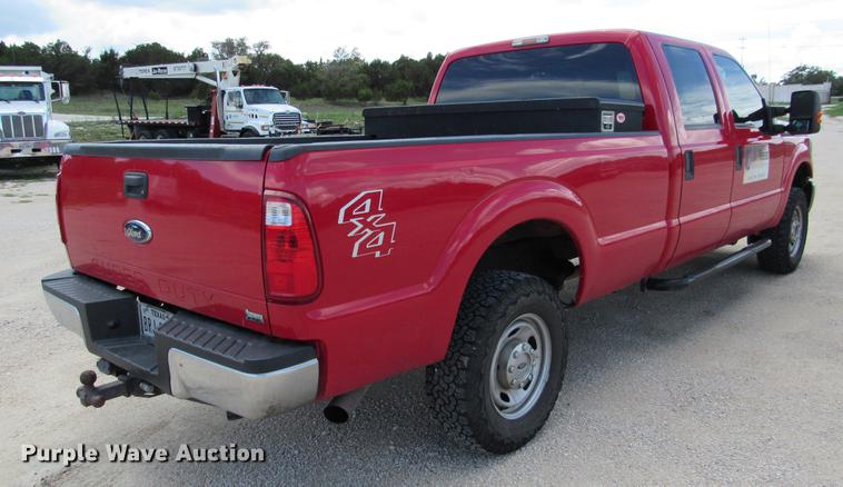 image for item DE0195 2013 Ford F250 Super Duty XL Crew Cab pickup truck