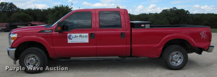 image for item DE0195 2013 Ford F250 Super Duty XL Crew Cab pickup truck