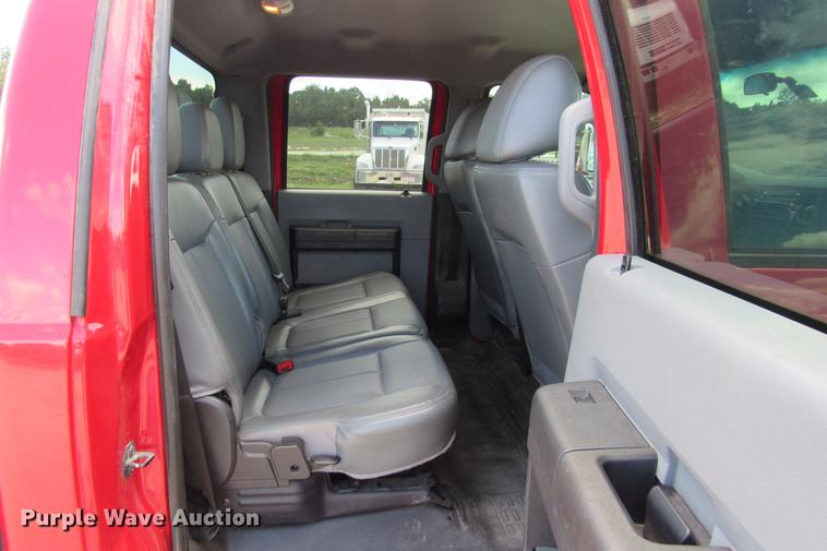 image for item DE0195 2013 Ford F250 Super Duty XL Crew Cab pickup truck