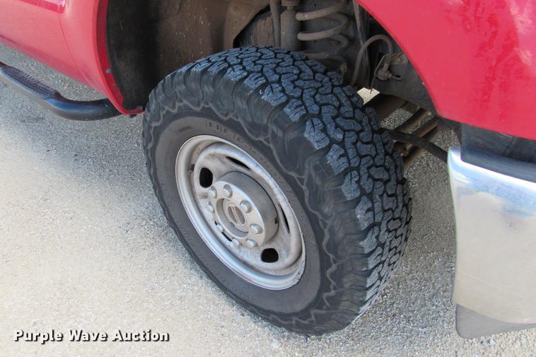 image for item DE0195 2013 Ford F250 Super Duty XL Crew Cab pickup truck