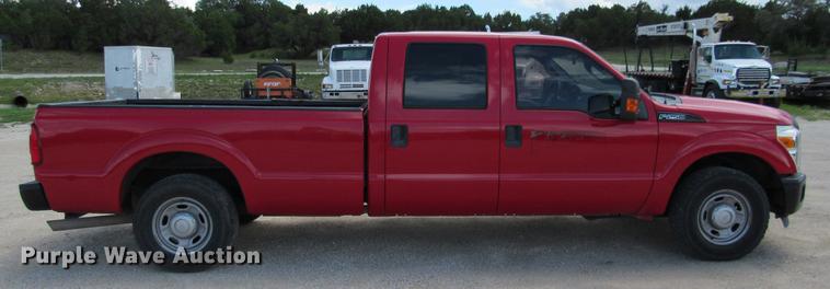 image for item DE0196 2011 Ford F250 Super Duty XL Crew Cab pickup truck