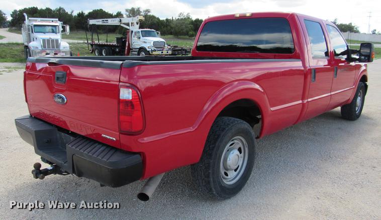 image for item DE0196 2011 Ford F250 Super Duty XL Crew Cab pickup truck