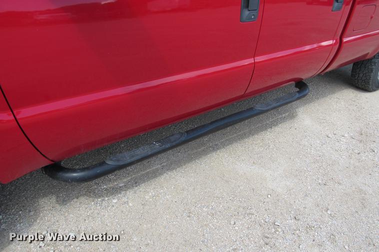 image for item DE0196 2011 Ford F250 Super Duty XL Crew Cab pickup truck