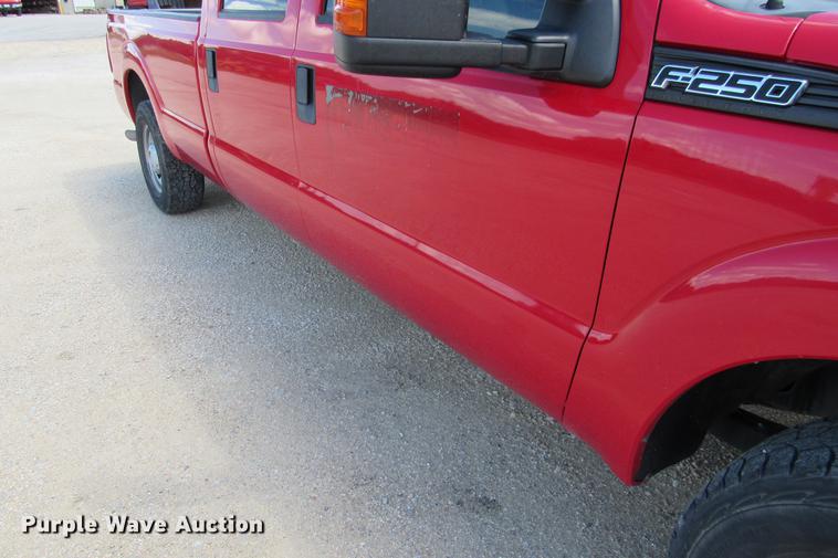 image for item DE0196 2011 Ford F250 Super Duty XL Crew Cab pickup truck