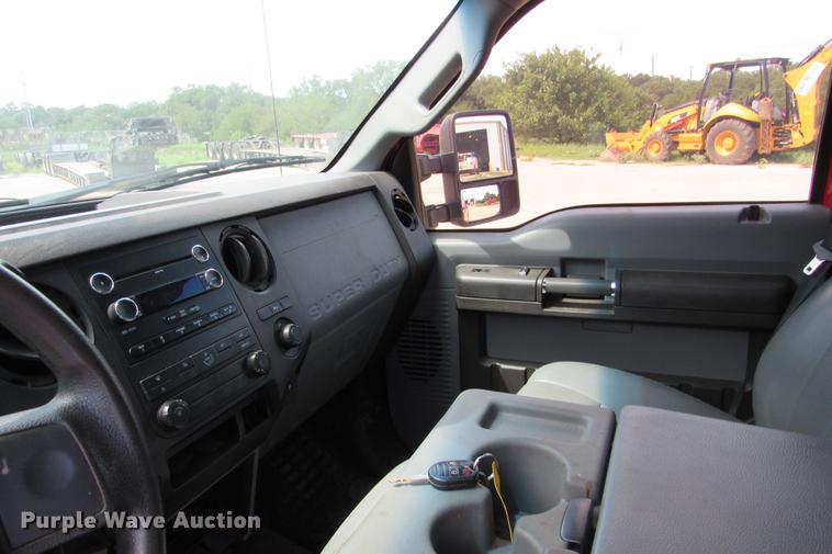 image for item DE0196 2011 Ford F250 Super Duty XL Crew Cab pickup truck