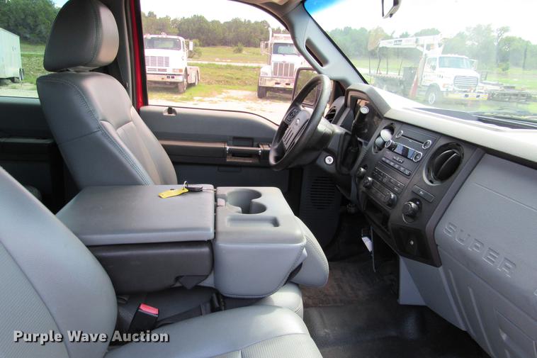 image for item DE0196 2011 Ford F250 Super Duty XL Crew Cab pickup truck