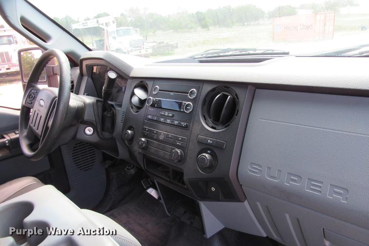 image for item DE0196 2011 Ford F250 Super Duty XL Crew Cab pickup truck