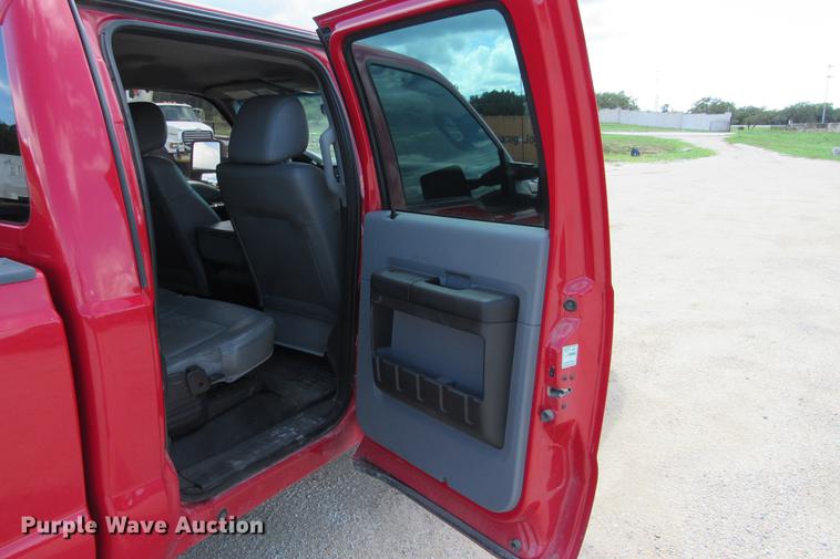 image for item DE0196 2011 Ford F250 Super Duty XL Crew Cab pickup truck