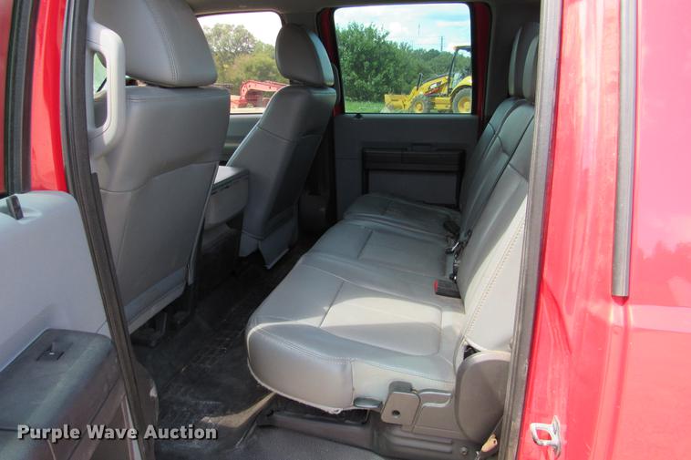 image for item DE0196 2011 Ford F250 Super Duty XL Crew Cab pickup truck