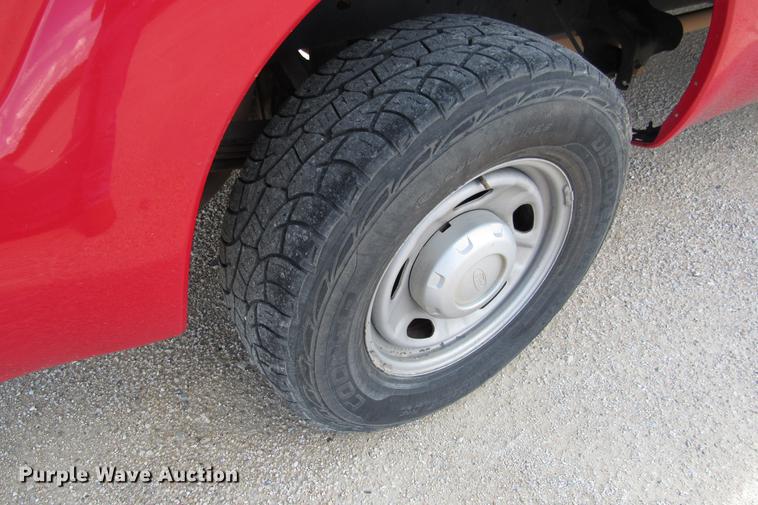 image for item DE0196 2011 Ford F250 Super Duty XL Crew Cab pickup truck