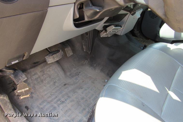 image for item DE0197 2011 Ford F250 Super Duty XL Crew Cab pickup truck