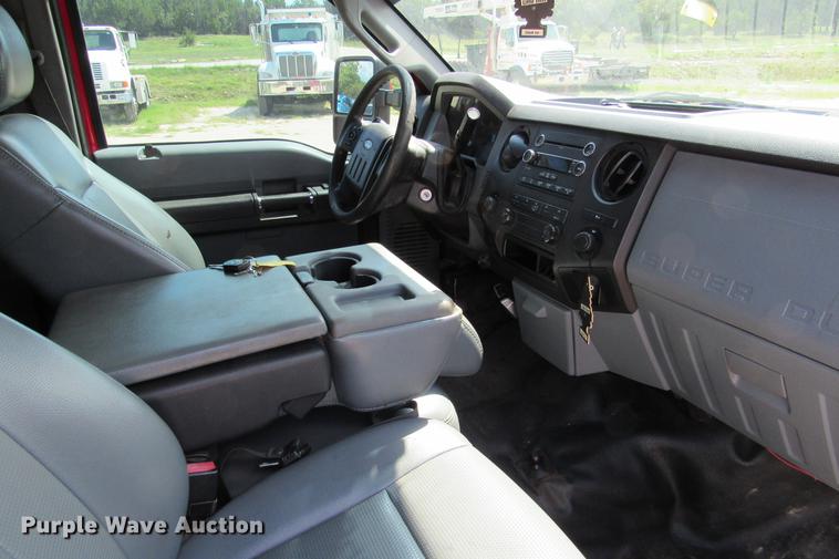 image for item DE0197 2011 Ford F250 Super Duty XL Crew Cab pickup truck