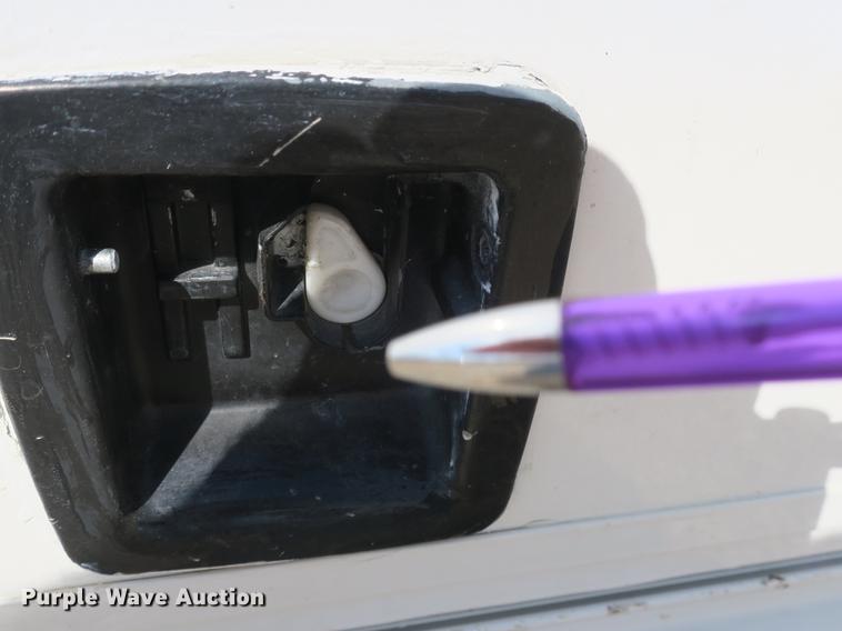 image for item DE3825 2005 Freightliner Alfa Seeya RV