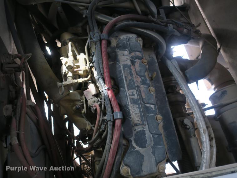 image for item DE3825 2005 Freightliner Alfa Seeya RV