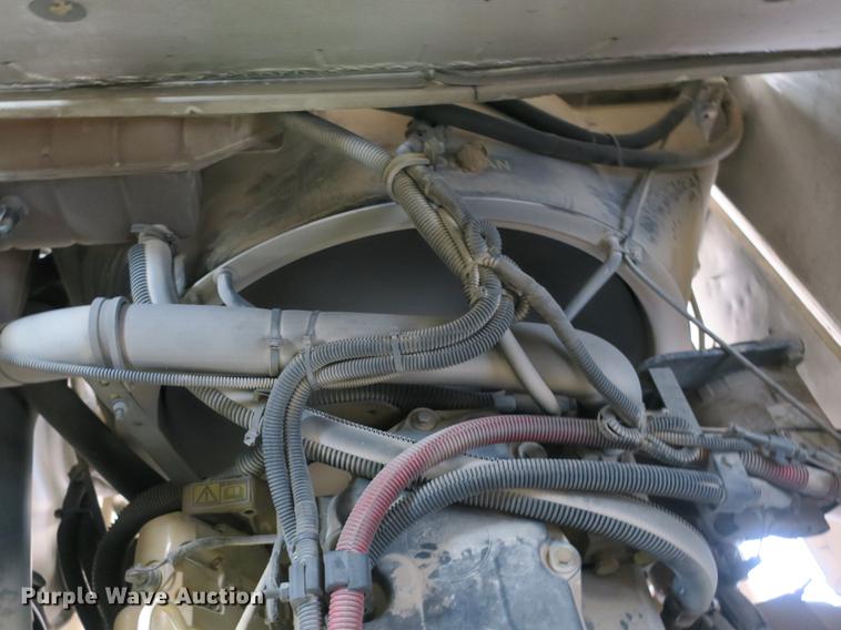 image for item DE3825 2005 Freightliner Alfa Seeya RV