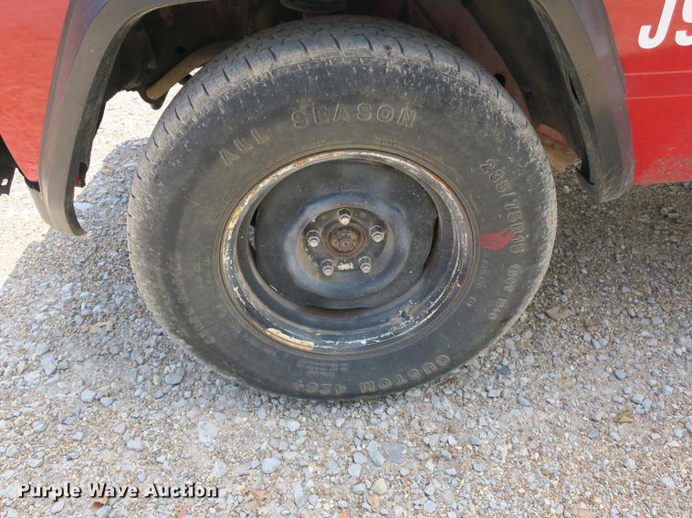 image for item DE3826 1995 Jeep Cherokee SUV