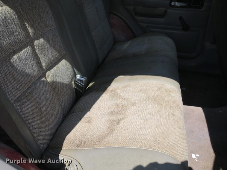 image for item DE3826 1995 Jeep Cherokee SUV