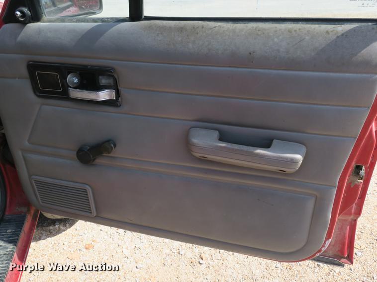 image for item DE3826 1995 Jeep Cherokee SUV