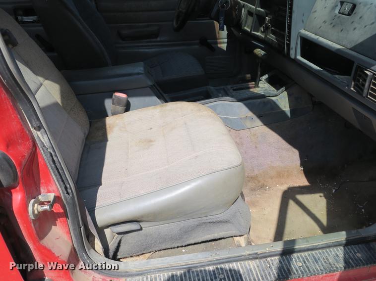 image for item DE3826 1995 Jeep Cherokee SUV
