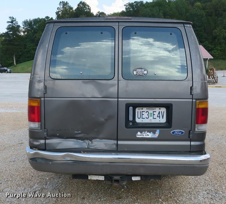 image for item DE3828 1993 Ford Club Wagon Custom XLT van