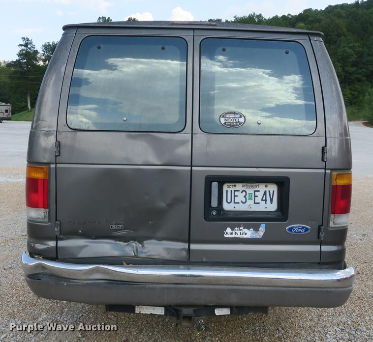 image for item DE3828 1993 Ford Club Wagon Custom XLT van