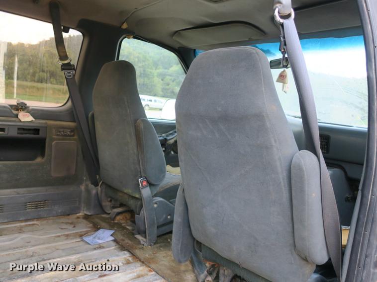 image for item DE3828 1993 Ford Club Wagon Custom XLT van