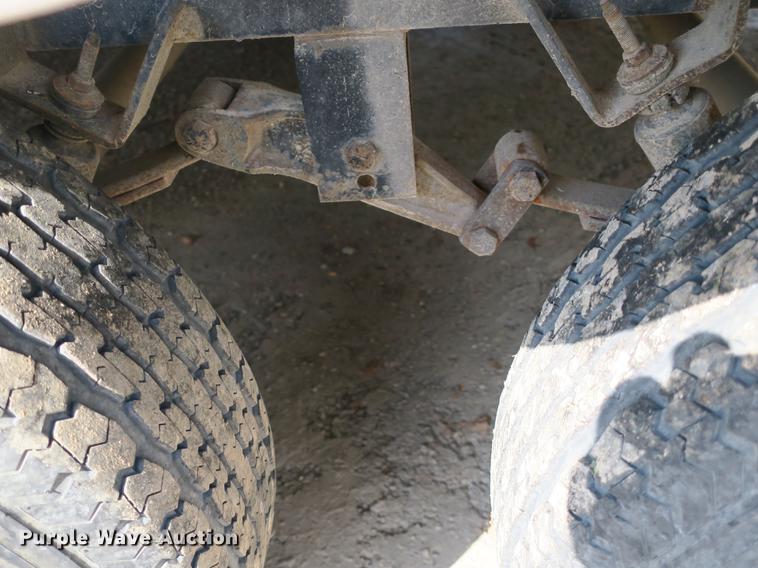 image for item DE3829 2006 KZ New Vision Sportster toy hauler camper