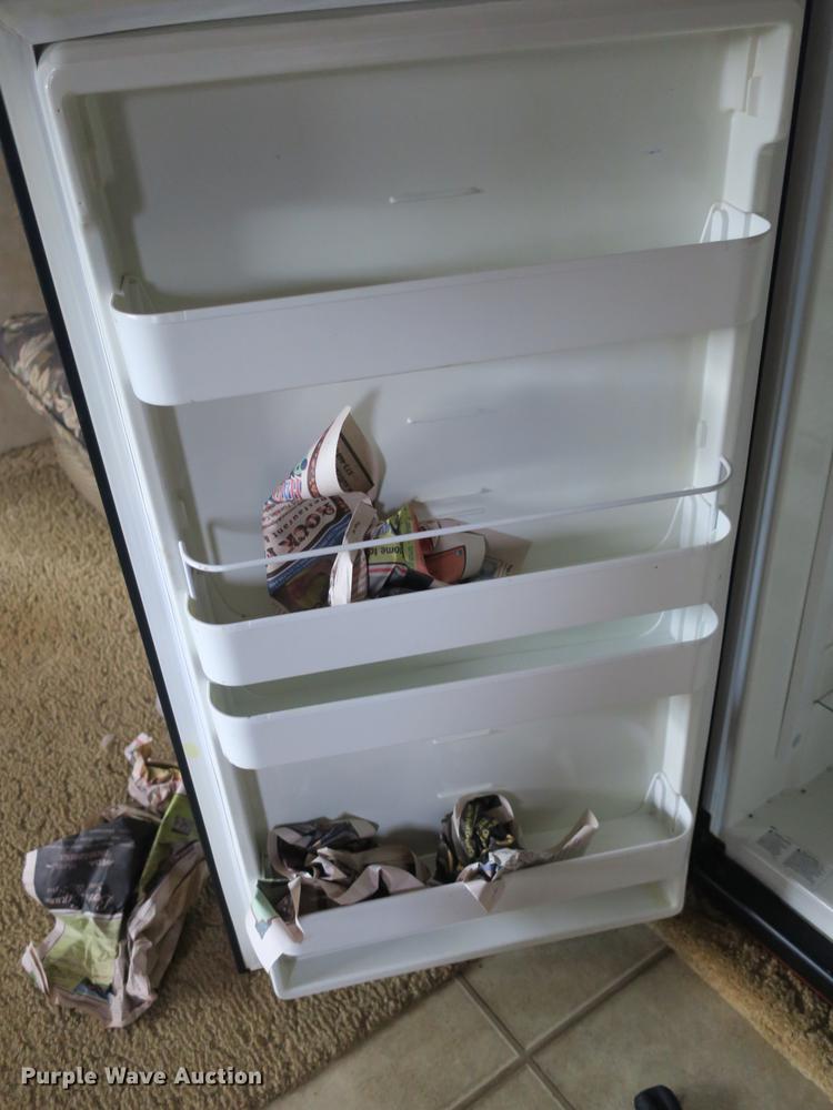 image for item DE3829 2006 KZ New Vision Sportster toy hauler camper