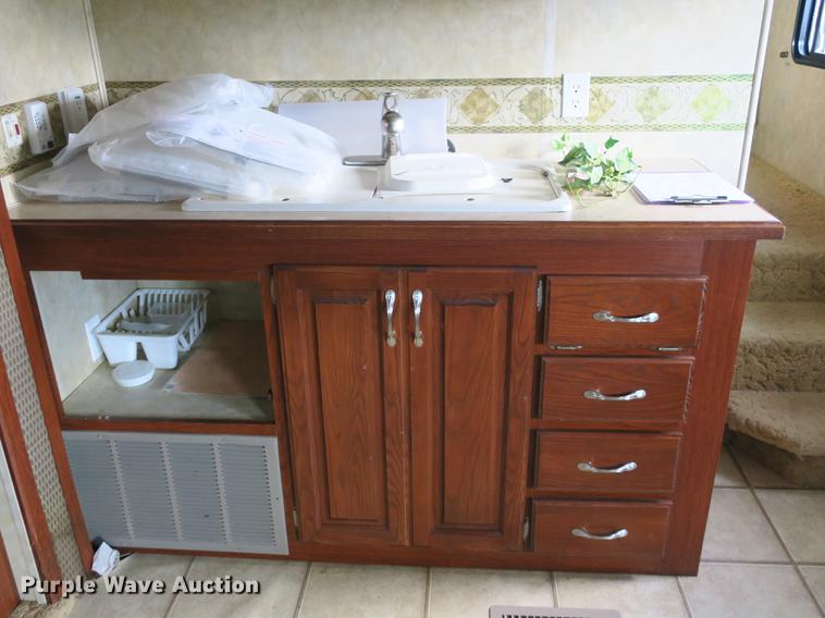 image for item DE3829 2006 KZ New Vision Sportster toy hauler camper