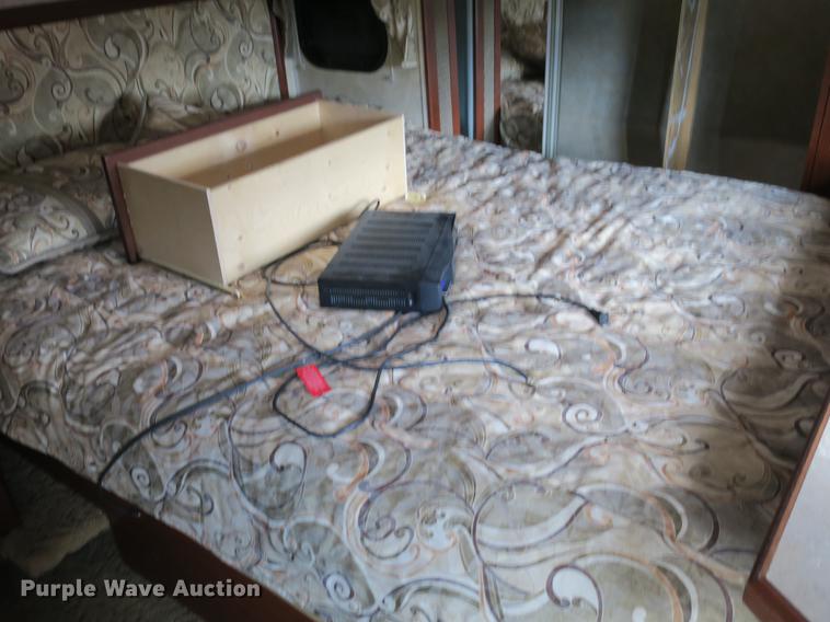 image for item DE3829 2006 KZ New Vision Sportster toy hauler camper