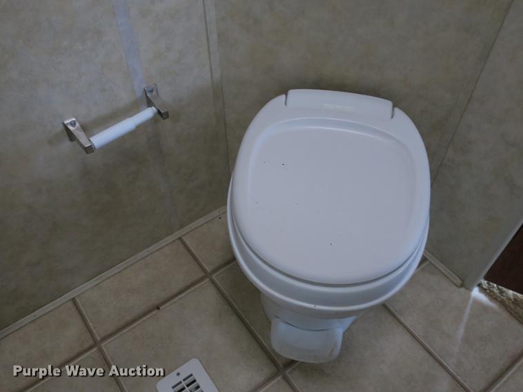 image for item DE3829 2006 KZ New Vision Sportster toy hauler camper