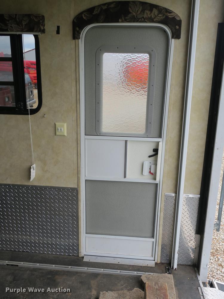 image for item DE3829 2006 KZ New Vision Sportster toy hauler camper