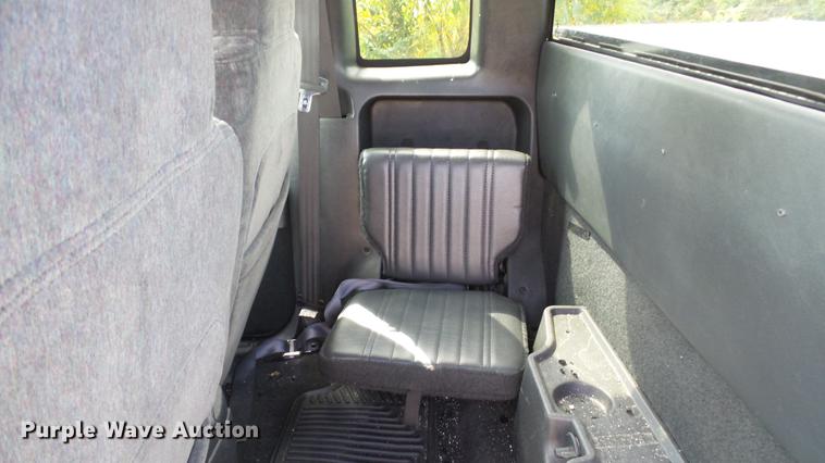 image for item DE4838 2001 Chevrolet S10 LS Ext. Cab pickup truck