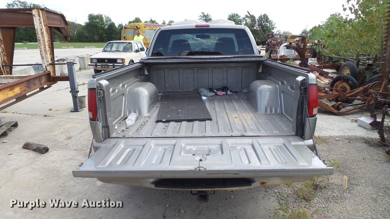 image for item DE4838 2001 Chevrolet S10 LS Ext. Cab pickup truck