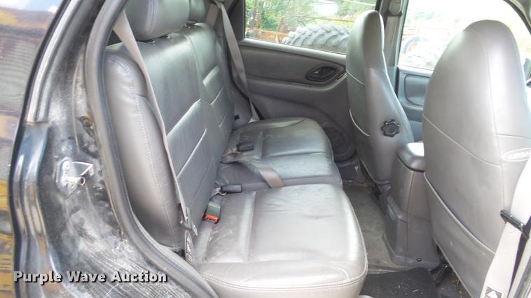 image for item DE4839 2001 Ford Escape XLT SUV