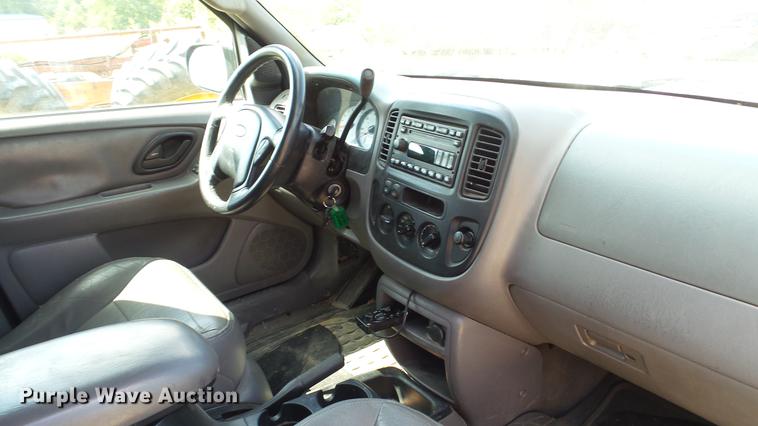 image for item DE4839 2001 Ford Escape XLT SUV