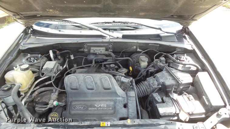 image for item DE4839 2001 Ford Escape XLT SUV
