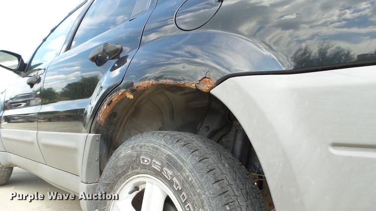 image for item DE4839 2001 Ford Escape XLT SUV