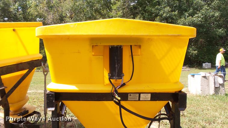 image for item DE4841 (2) Fisher Speed-Caster tailgate spreader