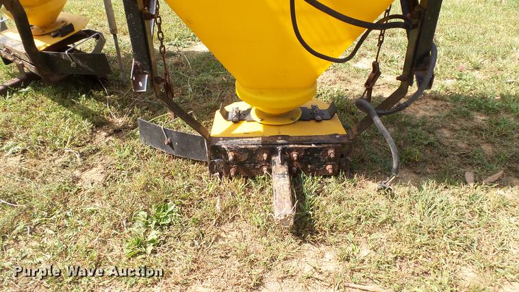 image for item DE4841 (2) Fisher Speed-Caster tailgate spreader