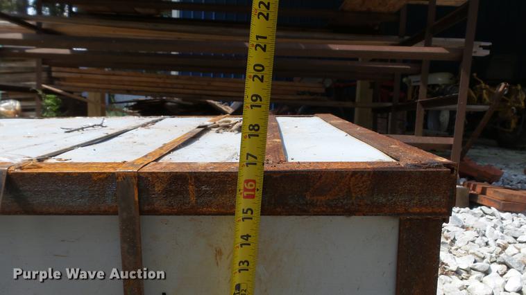 image for item DE4843 Container shelter