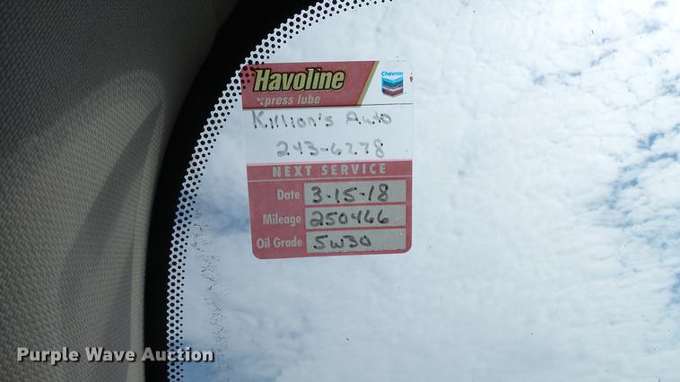 image for item DE4852 2009 Chevrolet Silverado 2500HD Ext. Cab utility bed  pickup truck