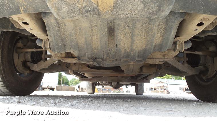 image for item DE4852 2009 Chevrolet Silverado 2500HD Ext. Cab utility bed  pickup truck