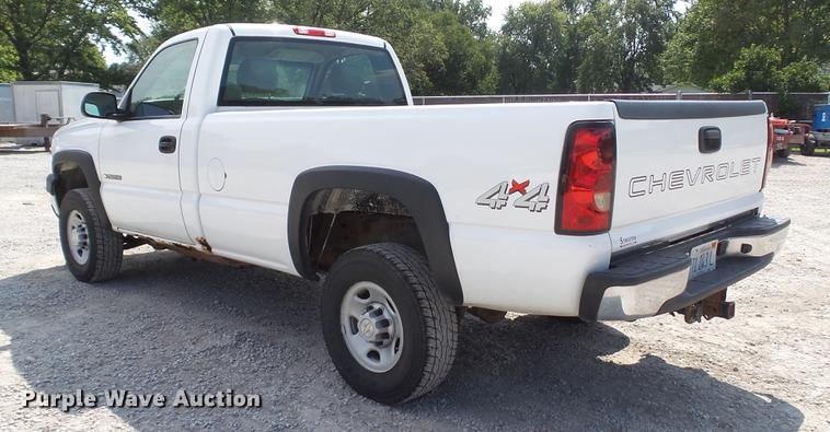 image for item DE4853 2006 Chevrolet Silverado 2500HD pickup truck