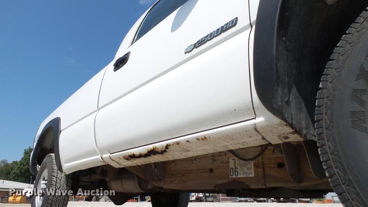 image for item DE4853 2006 Chevrolet Silverado 2500HD pickup truck