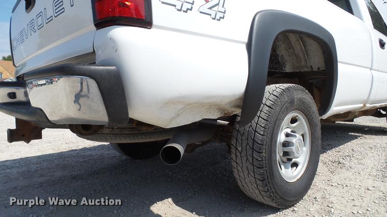 image for item DE4853 2006 Chevrolet Silverado 2500HD pickup truck