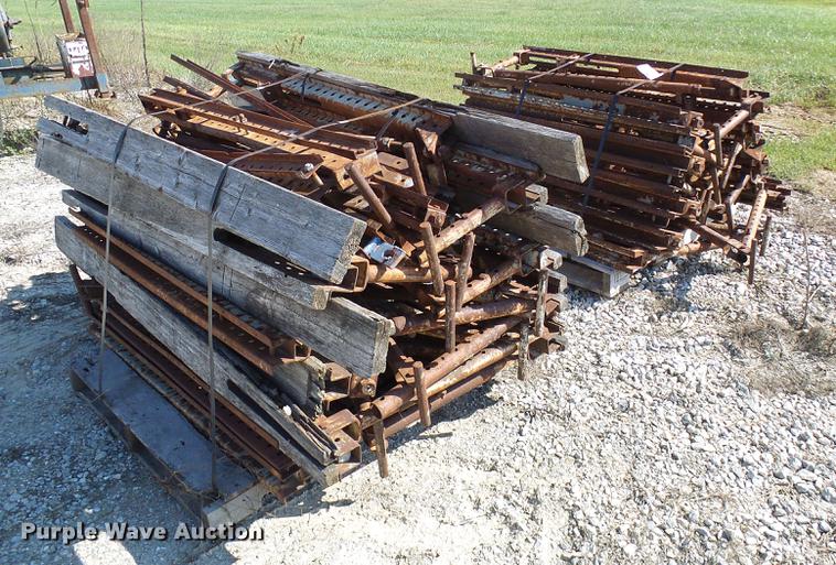 image for item DE5235 Bridge over hang jacks and boards